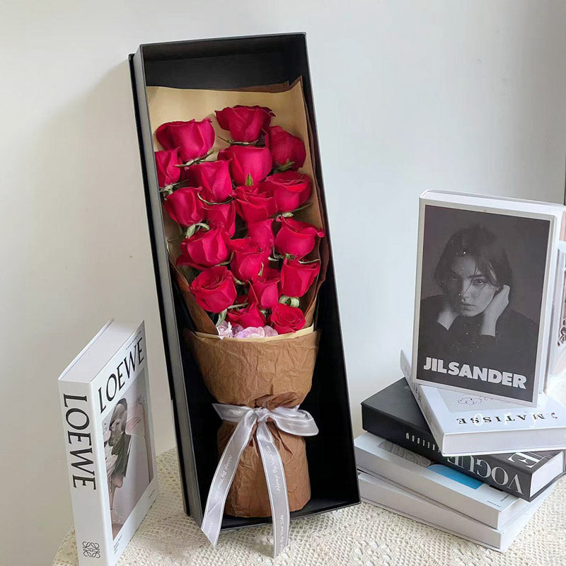 Classic Red Rose Gift Box 19