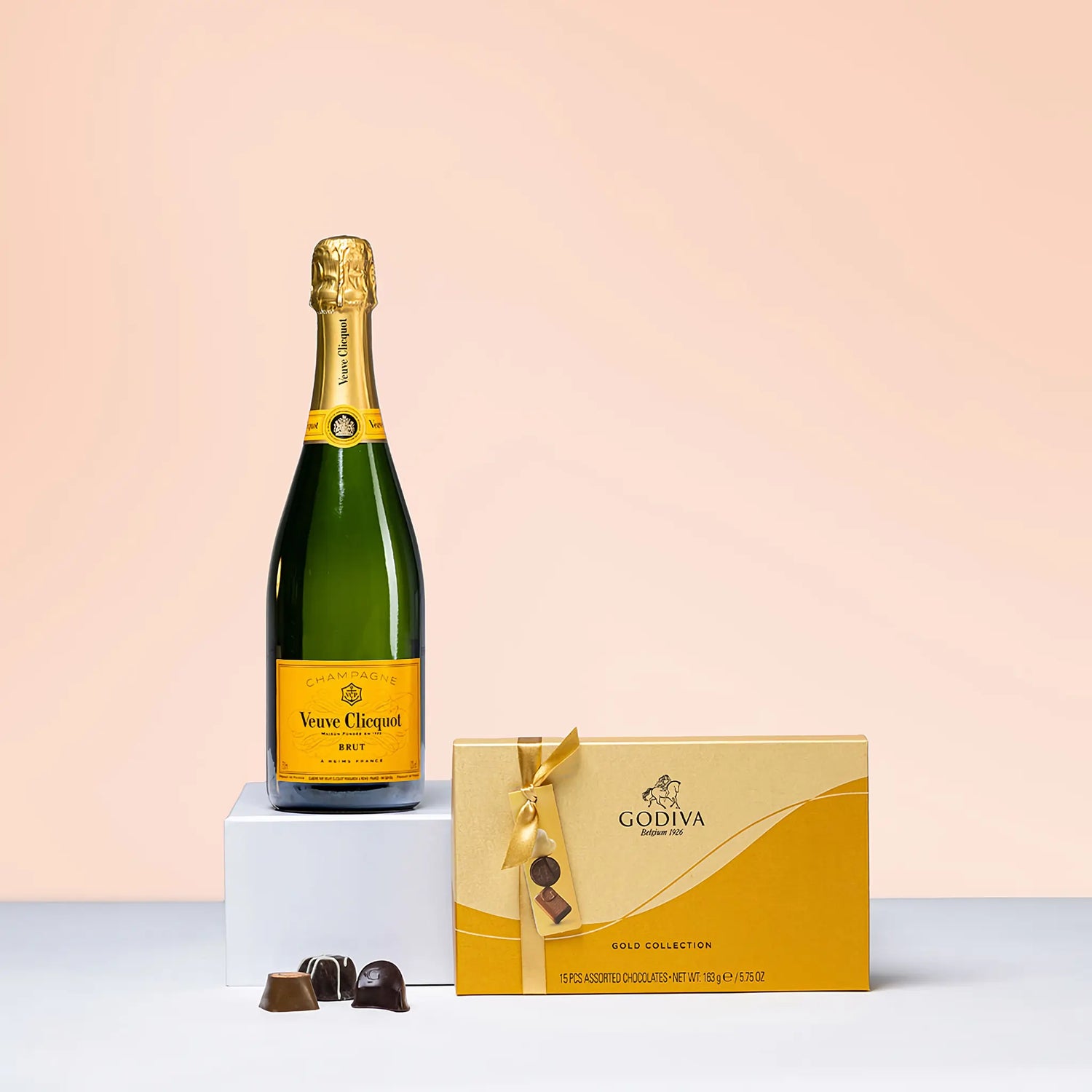 Godiva & Veuve Clicquot Duo